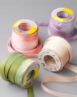 روبان باتیک ۱۳ میلیمتر (رول ۵۰ متری)