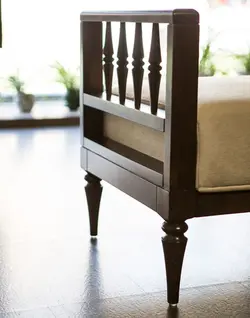 نیمکت آنتیک