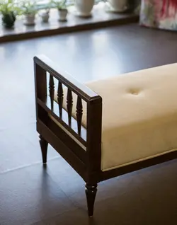 نیمکت آنتیک