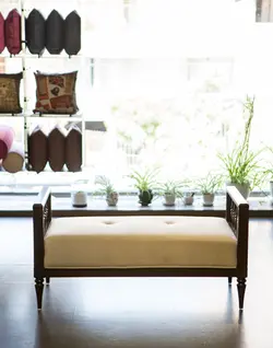 نیمکت آنتیک