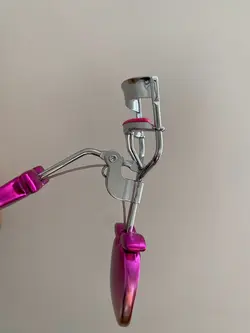 فرمژه هلویی