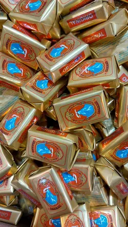 شکلات داماس قافلانکوه