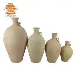 کوزه سفالی خام ارتفاع ۱۸ سانتی متر