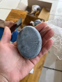 ماساژ سنگ داغ