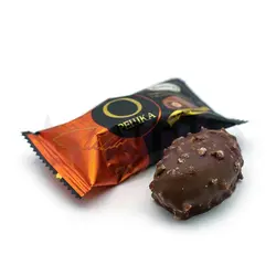 ویفر شکلات فندقی اورشکا با مغز کرم شکلاتی و فندق کامل آکوند وزن 500 گرمAkkond Орешка Hazelnut Chocolate Wafer With Chocolate Cream Core & Whole Hazelnut 500gr