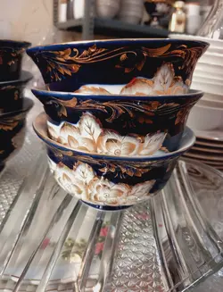 پیاله چینی سورمه ای قدیمی