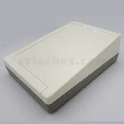 باکس پلاستیکی تجهیزات الکترونیکی شیبدار رومیزی ABD167-A12 با ابعاد 62×145×200 میلی متر